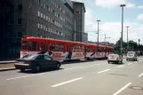 Nürnberg sporvognslinje 9 med ledvogn 326 nær Bahnhofplatz (1996)