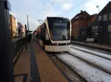 Odense Letbane med lavgulvsledvogn 03 "Forbindelsen" ved Palnatokesvej (2022)