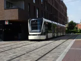 Odense Letbane med lavgulvsledvogn 14 "Pusterummet" nær Albanitorv (2024)