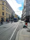 Oslo sporvognslinje 13 med lavgulvsledvogn 146 på Prinsens gate (2021)