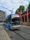 Oslo sporvognslinje 18 med lavgulvsledvogn 150 på Kirkeristen (2021)