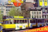 Postkort: Amsterdam sporvognslinje 10 med ledvogn 623 på Leidseplein (1986)