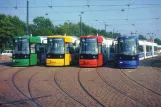 Postkort: Bremen lavgulvsledvogn 3040 ved remisen BSAG - Zentrum (1996)