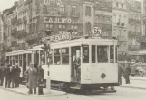 Postkort: Bruxelles sporvognslinje 56 med motorvogn 1281 på Avenue de Stalingrad (1951)