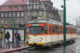 Poznań sporvognslinje 2 med ledvogn 905 ved Rondo Kaponiera (2009)