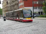 Prag sporvognslinje 20 med lavgulvsledvogn 9347 ved Újezd (2024)