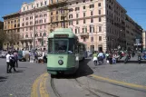 Rom sporvognslinje 19 med ledvogn 7109 ved Risorgimento S.Pietro set forfra (2010)