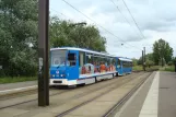 Rostock sporvognslinje 1 med motorvogn 812 ved Marienehe (2011)