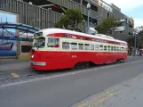 San Francisco F-Market & Wharves med motorvogn 1050 ved Beach & Jones (2023)