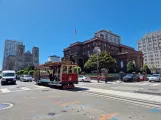San Francisco kabelbane California med kabelsporvogn 53 på California Street (2023)