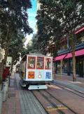 San Francisco kabelbane Powell-Hyde med kabelsporvogn 9 ved Powell & Market (2022)