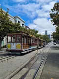 San Francisco kabelbane Powell-Mason med kabelsporvogn 1 ved Taylor & Bay (2022)
