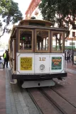 San Francisco kabelbane Powell-Mason med kabelsporvogn 12 ved Market & Powell (2010)