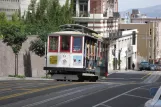 San Francisco kabelbane Powell-Mason med kabelsporvogn 9 på Market & 5th (2010)