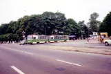 Sankt Petersborg sporvognslinje 28 med motorvogn 8606 på Kronverkskiy Propekt (1992)