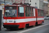 Sankt Petersborg sporvognslinje 49 med ledvogn 1024 på Ligovsky Ave (2018)