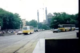 Sankt Petersborg sporvognslinje 63 med motorvogn 2536 på Kronverkskiy Propekt (1992)