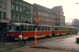 Schwerin sporvognslinje 2 med motorvogn 229 ved Marienplatz (Leninplatz) (1987)