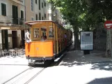 Sóller sporvognslinje med åben bivogn 11 på Carrer Via Tramvia (2013)