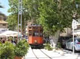 Sóller sporvognslinje med motorvogn 2 på Carrer de la Marina (2013)