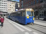 Stockholm Djurgårdslinjen 7N med bivogn 618 ved Norrmalmstorg (2019)