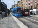 Stockholm sporvognslinje 7S Spårväg City med lavgulvsledvogn 5 ved Kungsträdgården (2019)