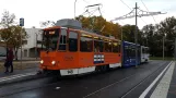 Tallinn sporvognslinje 1 med ledvogn 148 ved Pöhja Puiestee (2017)