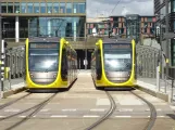 Utrecht sporvognslinje 20 med ledvogn 6068 ved CS Jaarbeursplein (2022)