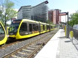 Utrecht sporvognslinje 20 med ledvogn 6069 ved Graadt van Roggenweg (2022)