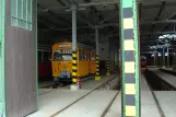 Wien arbejdsvogn 6426 inde i remisen Betriebsbahnhof Brigittenau (2010)