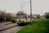 Wien regionallinje 515 - Badner Bahn med ledvogn 125 "Susanne" på Karlsplatz (2001)