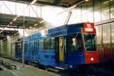 Zürich ledvogn 2042 inde i remisen Tramdepot Oerlikon (2005)