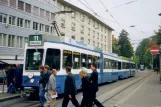 Zürich sporvognslinje 11 med ledvogn 2043 ved Klusplatz (2005)
