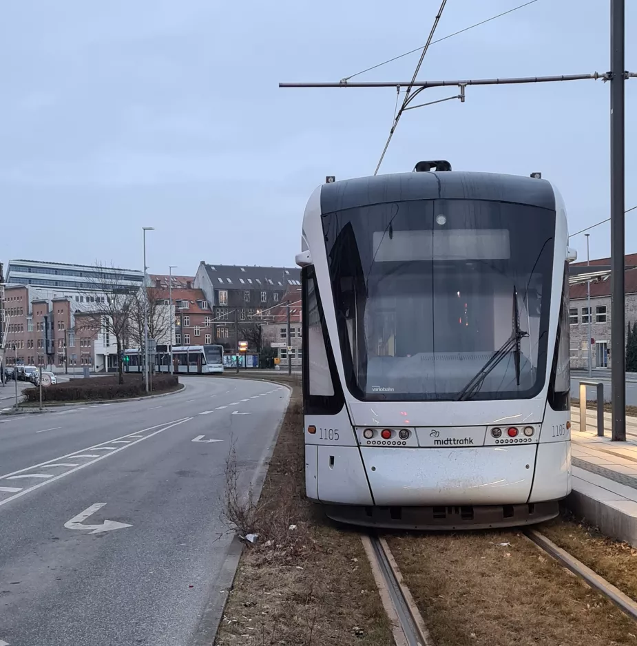 Aarhus lavgulvsledvogn 1105-1205 ved Nørreport (2021)