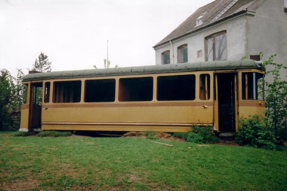 Aarhus motorvogn 9 i Tirsdalens Børnehave, set fra siden (1996)