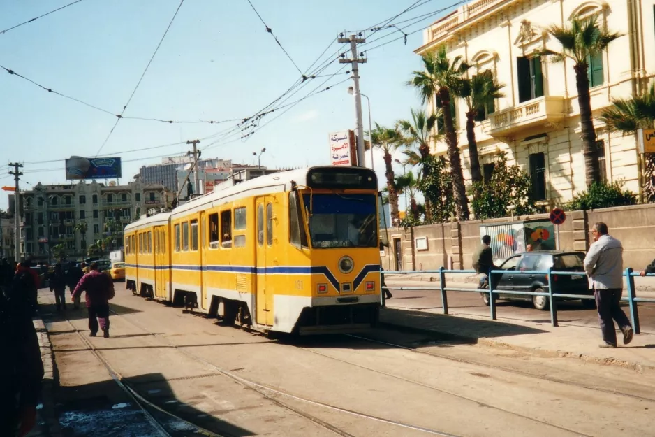 Alexandria sporvognslinje 15 med ledvogn 130 ved Ramleh Station (2002)