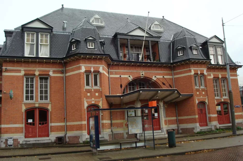 Amsterdam indgangen til Haarlemmermeerstation, Electrische Museumtramlijn Amsterdam (2011)