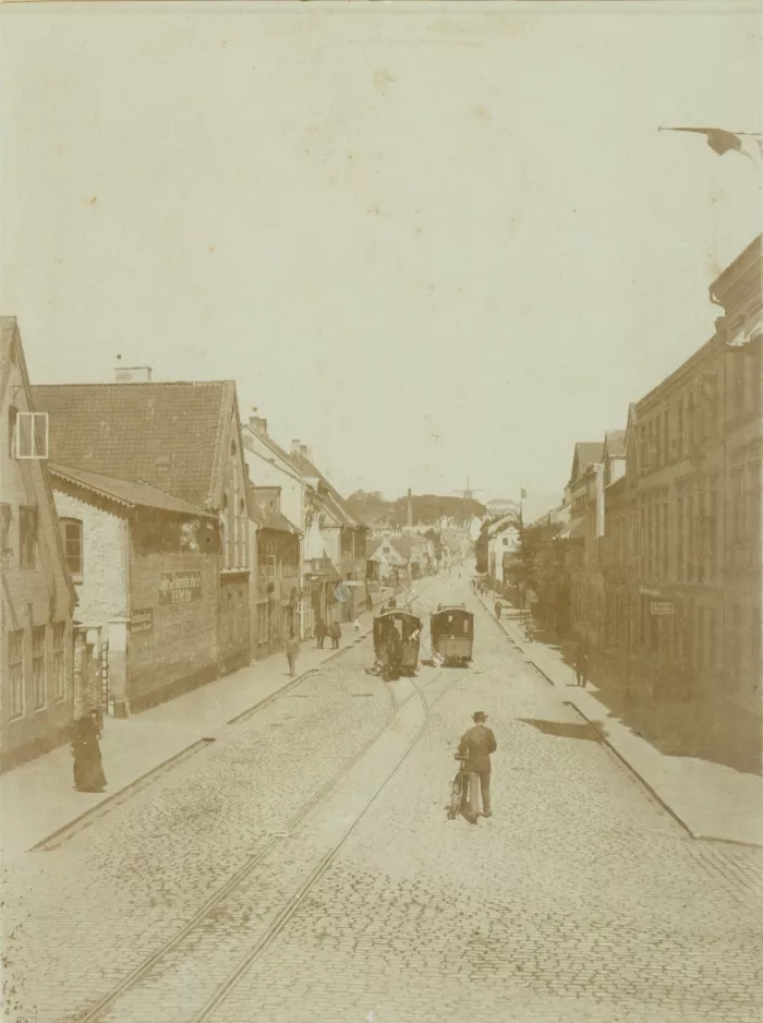 Arkivfoto: Flensborg hestesporvognslinje med hestesporvogn 6 på Große Straße (1900)