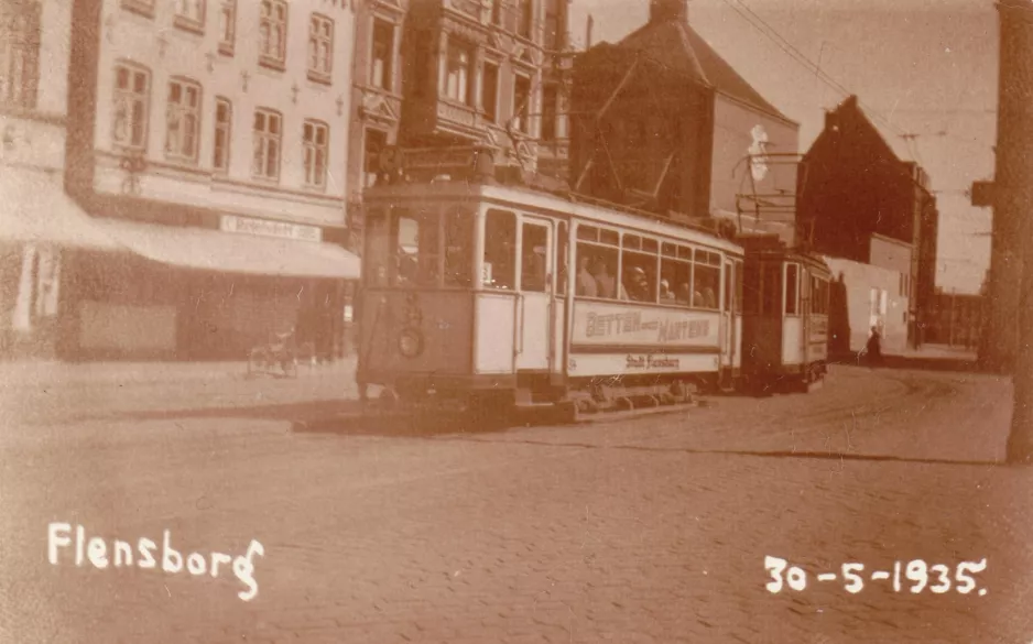 Arkivfoto: Flensborg sporvognslinje 3 med motorvogn 34 på Apenrader Str. (1935)