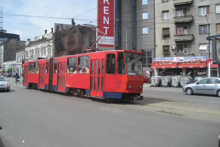Beograd sporvognslinje 9 med ledvogn 363 på Karađorđeva (2008)