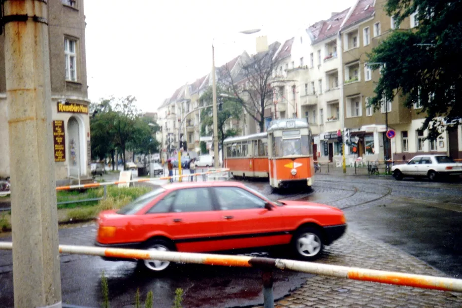 Berlin hurtiglinje M1 i krydset Dietzgenstraße/Schillerstraße (1993)