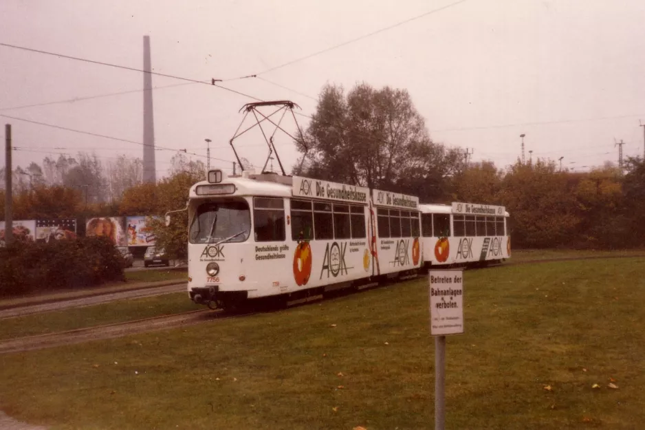 Braunschweig sporvognslinje 1 med ledvogn 7756 ved Hauptbahnhof (1988)