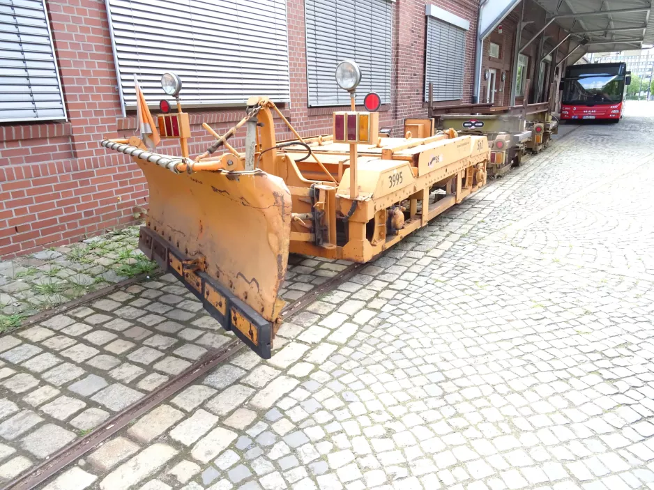 Bremen sneplov SP1 3995 foran museet Das Depot (2019)