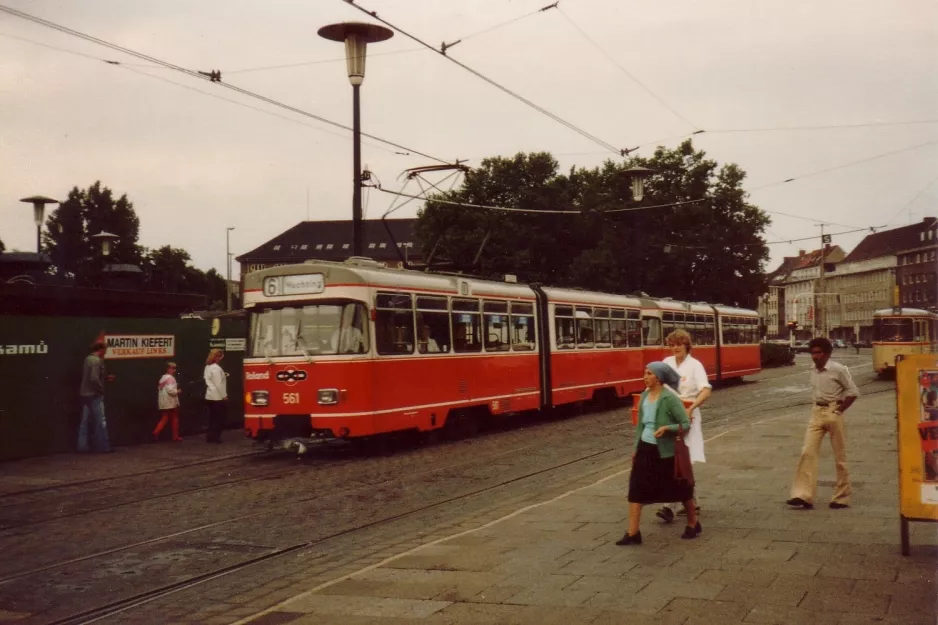Bremen sporvognslinje 6 med ledvogn 3561 "Roland der Riese" ved Hauptbahnhof (1982)