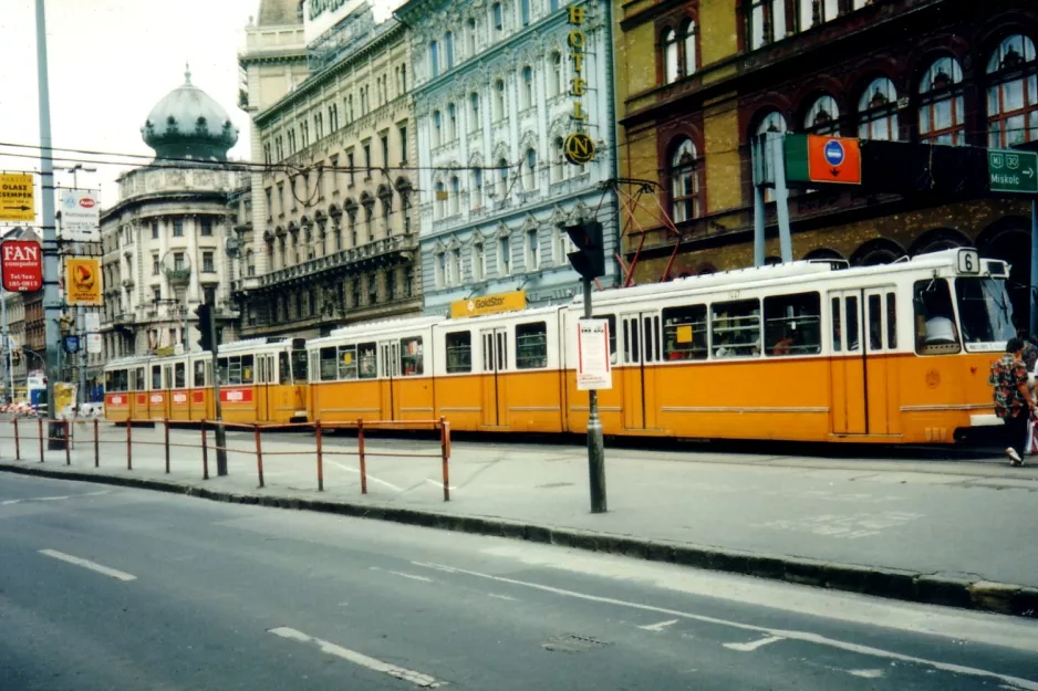Budapest sporvognslinje 6 på József körút (1994)