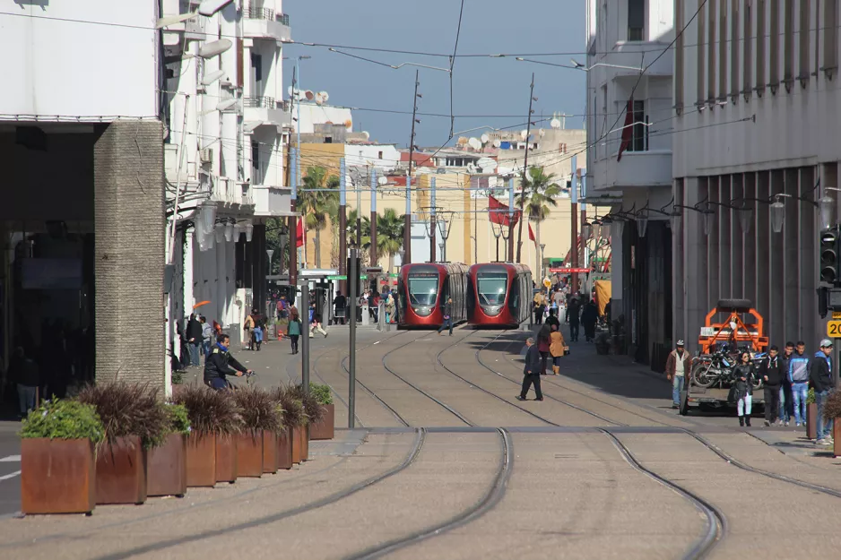 Casablanca sporvognslinje T1 på Boulevard Mohammed V (2015)