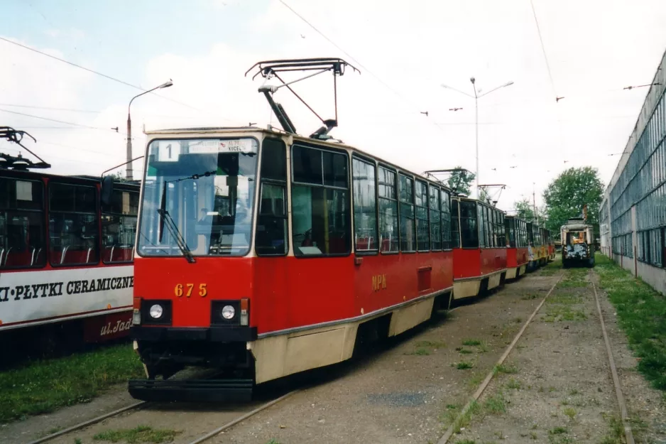 Częstochowa motorvogn 675 ved MPK Częstochowa (2004)