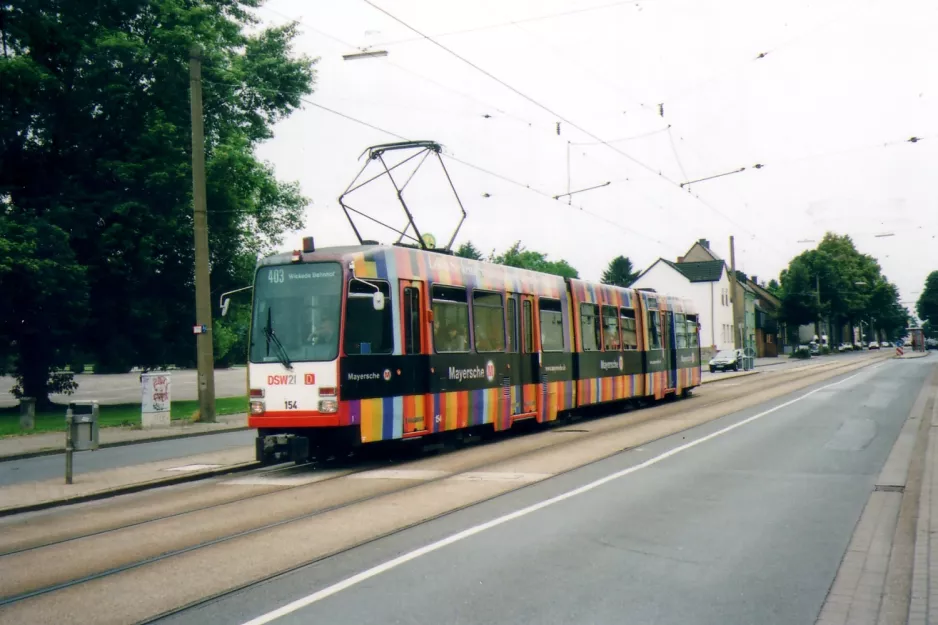 Dortmund sporvognslinje U43 med ledvogn 154 ved In den Börten (2007)
