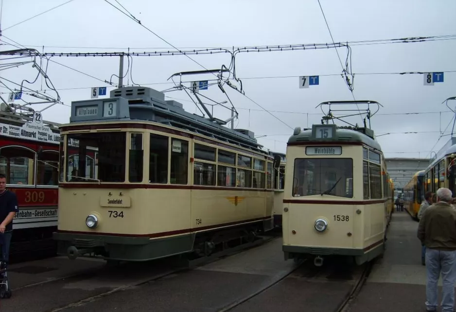 Dresden motorvogn 734 ved Betriebshof Trachenberge (2007)