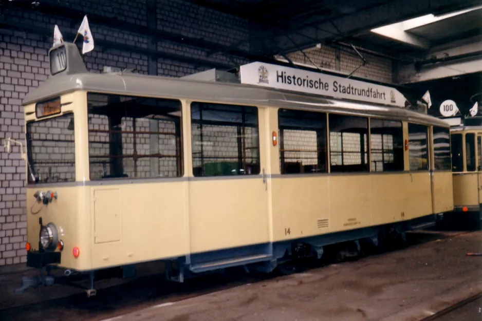 Düsseldorf museumsvogn 14 inde i Betriebshof Lierenfeld (1996)